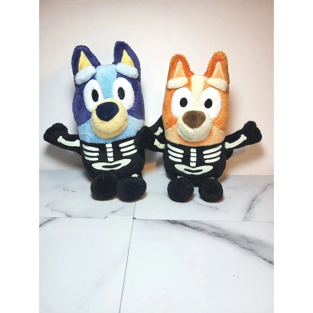 Bluey and Bingo Glow-In-The-Dark Skeleton Costume Plush‎ by Dan Dee